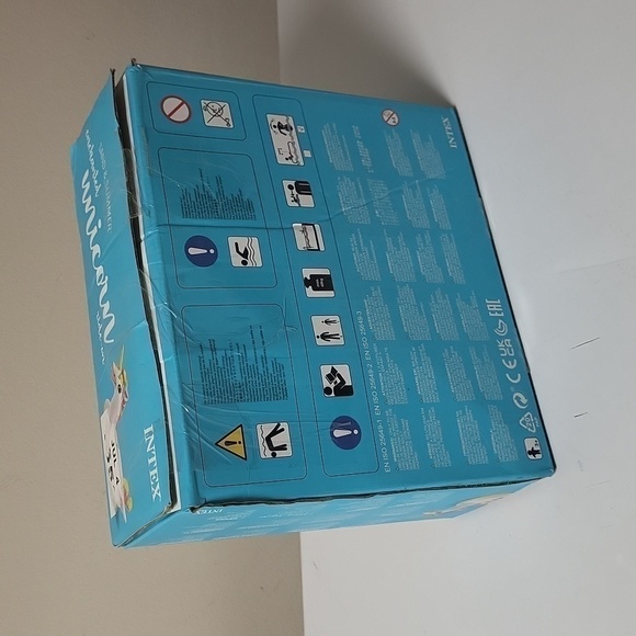 New intex Sand and summer  enchanted unicorn 🦄 ride on - Picture 6 of 12